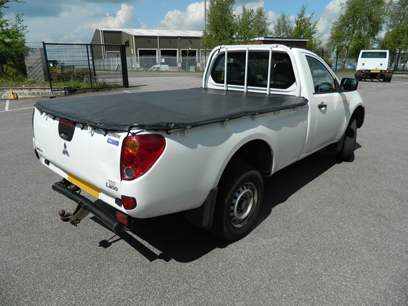 Mitsubishi L200 Single Cab Tonneau Cover 06-10